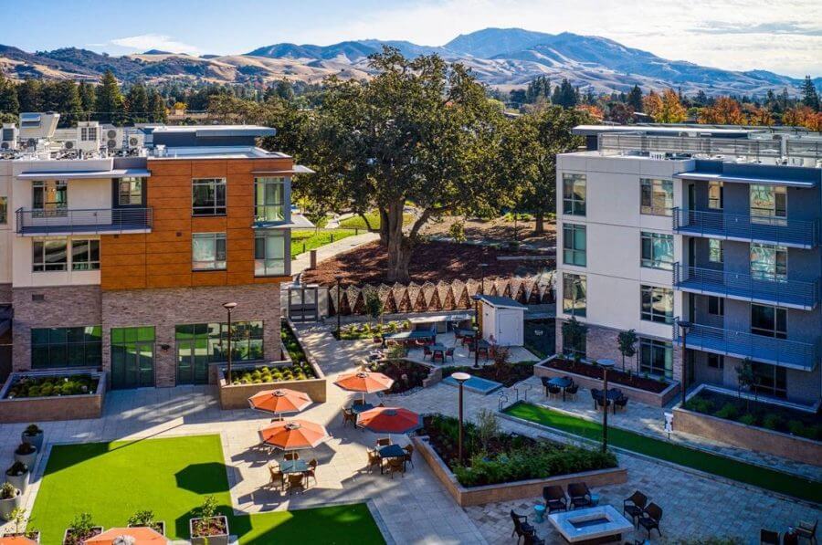 aerial view of the courtyard portion of Viamonte at Walnut Creek